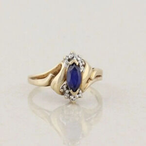 10k Yellow Gold Natural Blue Sapphire & Diamond Ring Size 7 1/4